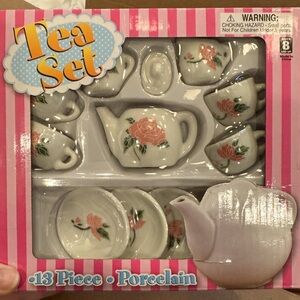 Unopened 13pc porcelain tea party set for kids.